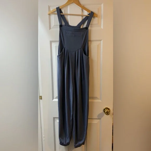 HALARA Waffle Jumpsuit - Picture 4 of 7